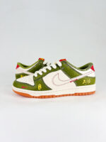 NIKE DUNK SB LOW