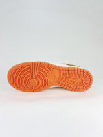 NIKE DUNK SB LOW - Imagem 8